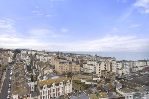 Neighbourhood, City view, Sea view