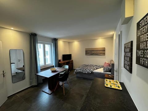 The R Apartment Weinsteig, comfort and serenity Appartement in Schaffhausen