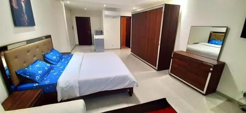 Studio pieds dans l'eau Bed and Breakfast in Dakar