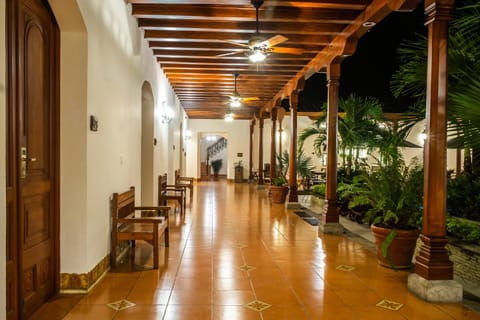 Hotel Plaza Colon - Granada Nicaragua Hotel in Granada