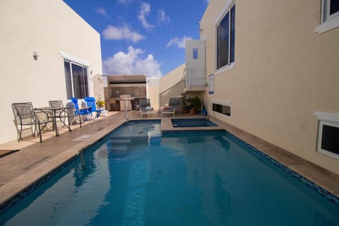 Inti Suite Familiar Apartment in Oranjestad