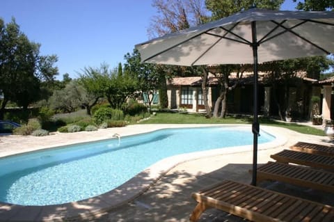 Pool view, Swimming pool, sunbed