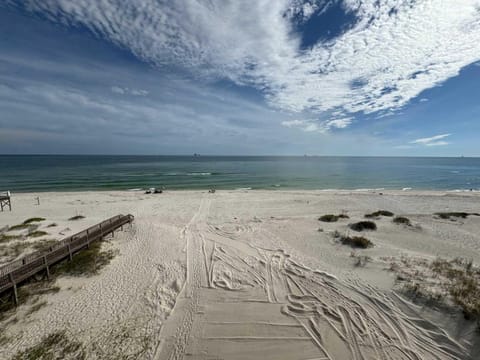 Breezy Shores East 7 Bedroom House in Alabama