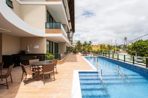 Seating area, Swimming pool