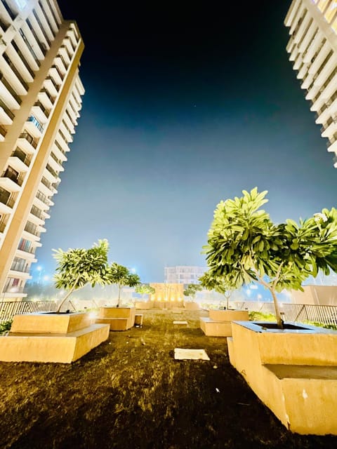 GOLF CITY Luxurious 2bhk Apartment in Lucknow