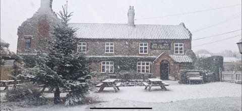 Property building, Winter