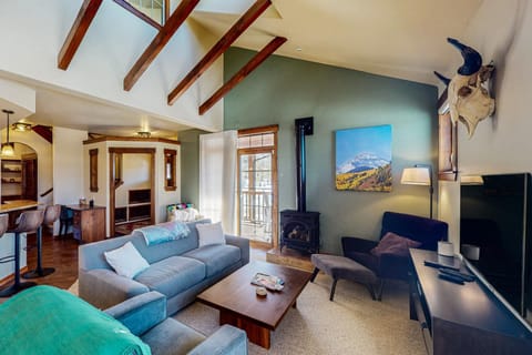 Byers Peak Mountain Escape – Winter Park Retreat with Scenic Views Apartment in Fraser