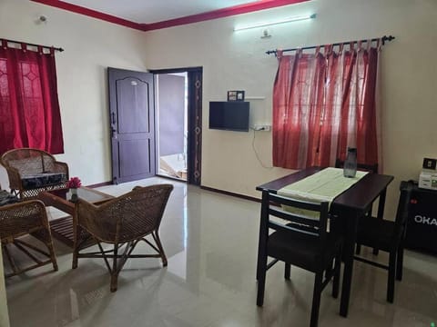 SHI's 2BHK home in Coimbatore near Sai Baba Colony, Ganga Hospital, Women's care Villa in Coimbatore