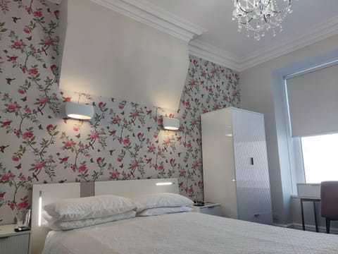 Bed, Bedroom, wardrobe