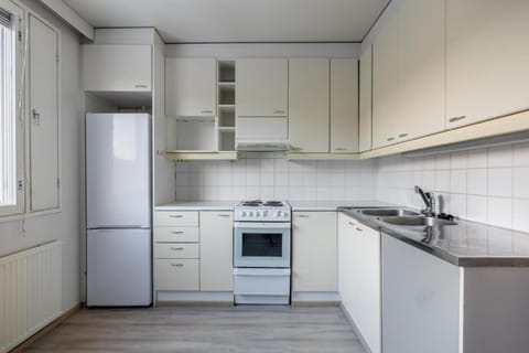 Kitchen or kitchenette, dishwasher, microwave, oven, pet friendly, stove, toaster