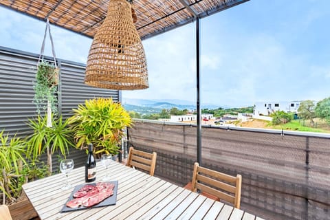 Natural landscape, Balcony/Terrace