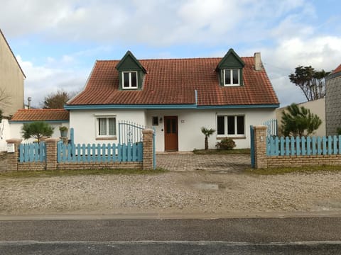 La Dune House in Berck