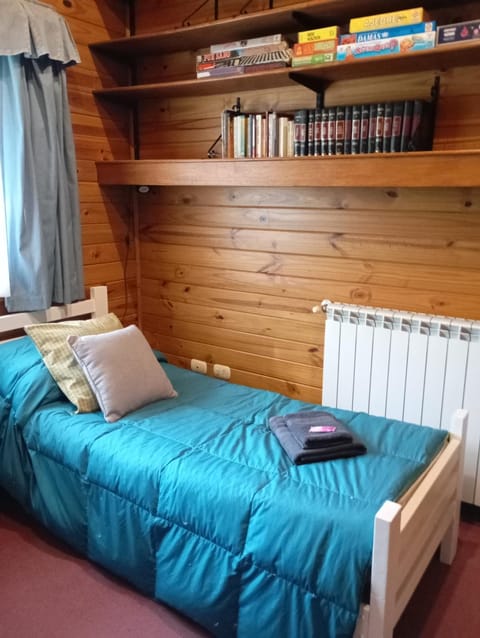 Bed, Library