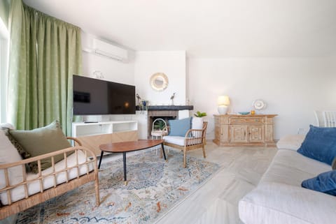 M11 Antares - Apartment Apartment in Sitio de Calahonda