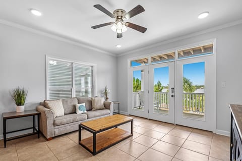 View (from property/room), Living room, Seating area