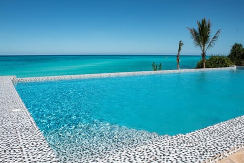 Sea view, Swimming pool, sunbed