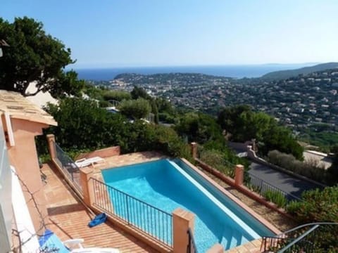 Villa Florentine Cavalaire 7 Pers CLIM WIFI BBQ House in Cavalaire-sur-Mer