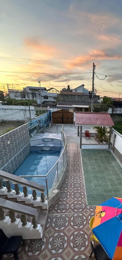 Balcony/Terrace, Swimming pool