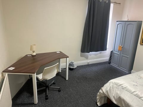 PC House Bed and Breakfast in Leicester