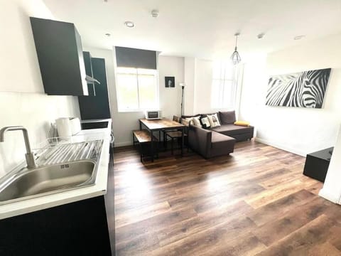 City Centre Retreat Apartment in Wolverhampton