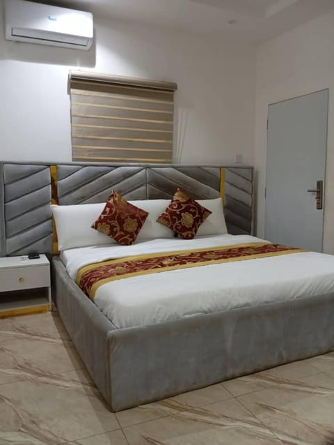 Omega Luxury Apartments Bed and Breakfast in Abuja