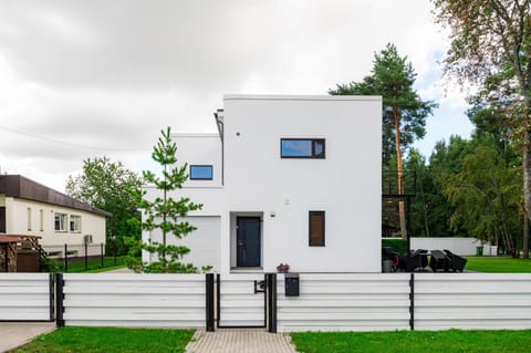 Property building, Garden, Garden view