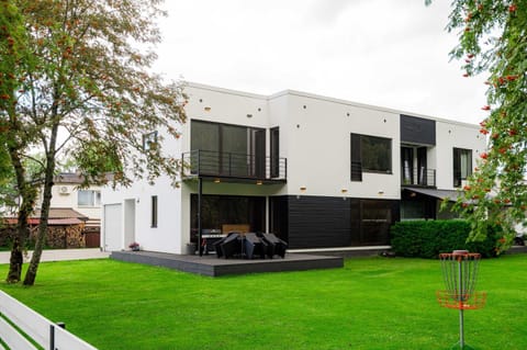 Property building, Garden, Garden view