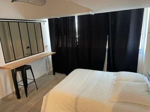 Marius, 3 ch, parking, Tram Croix d'argent au pied, Sleep-in-Montpellier Apartment in Lattes