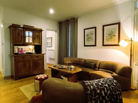 La Casa Rosa Apartment in Ferrol