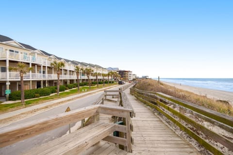 SeaStar Vista House in Surf City