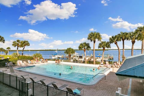 Riverside Retreat Apartment in Marco Island