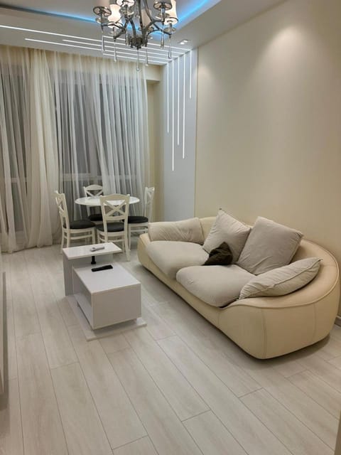 Melisa park Apartment in Baku