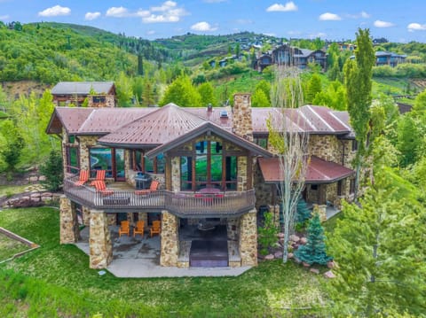 Deer Valley Luxury Home in Gated Community, Private Hot Tub, Amazing Views, Gourmet Kitchen House in Wasatch County