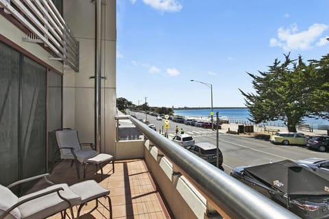 View (from property/room), Balcony/Terrace, Sea view