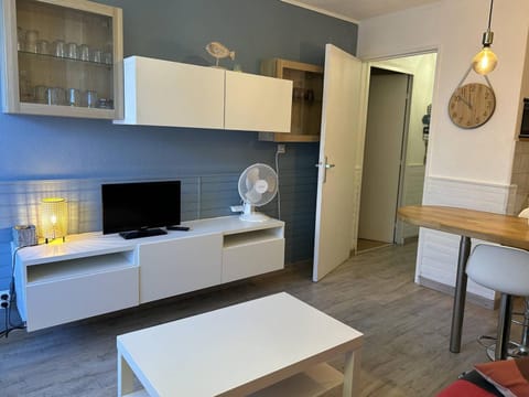 Appartement 2P 4 Pers avec Garage et Animaux Bienvenus - FR-1-251-848 Apartment in Bormes-les-Mimosas