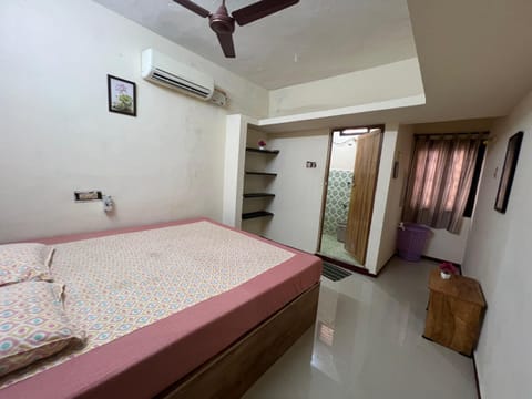 SHI's 2bhk Near Ganga Hospital Apartment in Coimbatore