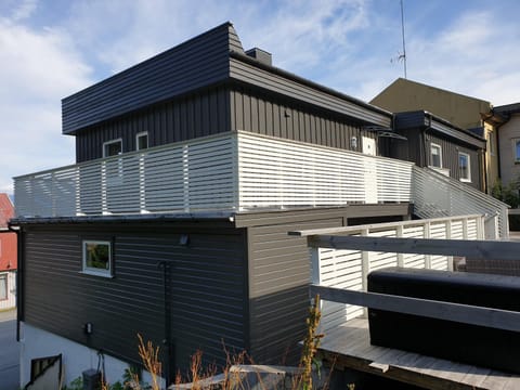 Property building, Facade/entrance