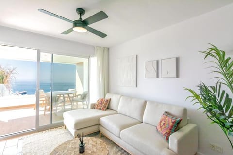 NEW LUXURY! Torrox-Nerja SEA view Apartment in Torrox Costa