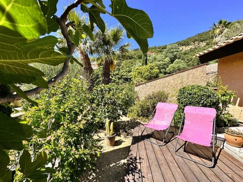 Mazet Marius pour 4 personnes avec piscine et tennis à La Londes-Les-Maures Villa in La Londe-les-Maures