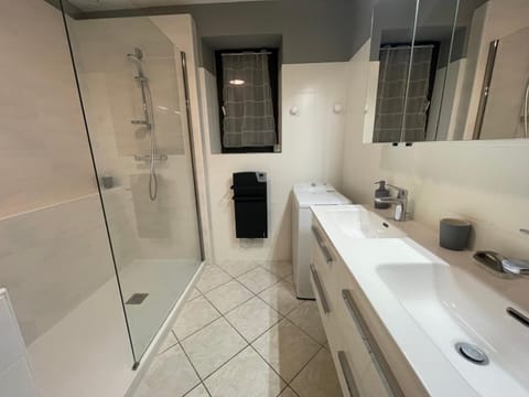 Appartement dans un vignoble Apartment in Haute-Savoie