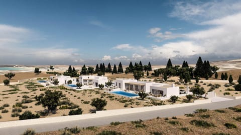 Faragas Hill Villa in Paros, Greece