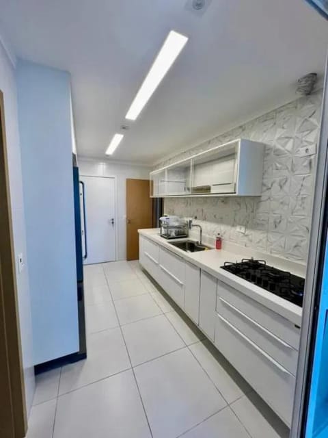 Apartamento Frete Mar com 3 Quartos Frete Mar Alto Padrão , 134m - Gonzaga Apartment in Santos