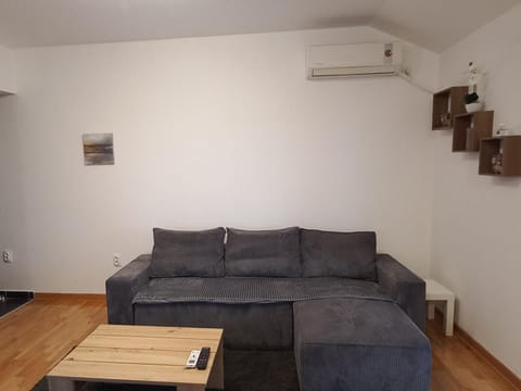 Apartman EXPO Surčin Apartment in Belgrade