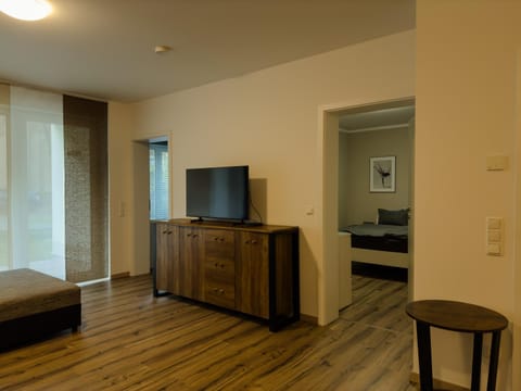 Communal lounge/ TV room, Living room, Bedroom, room service