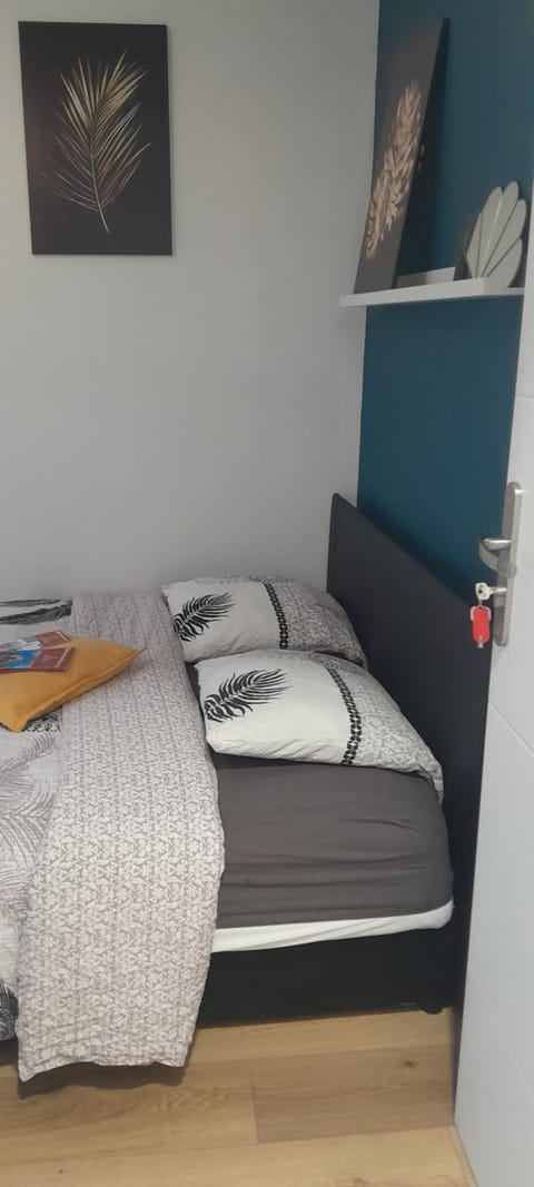 chambre privée le nid douillet n2 de Béranger Apartment in Amiens