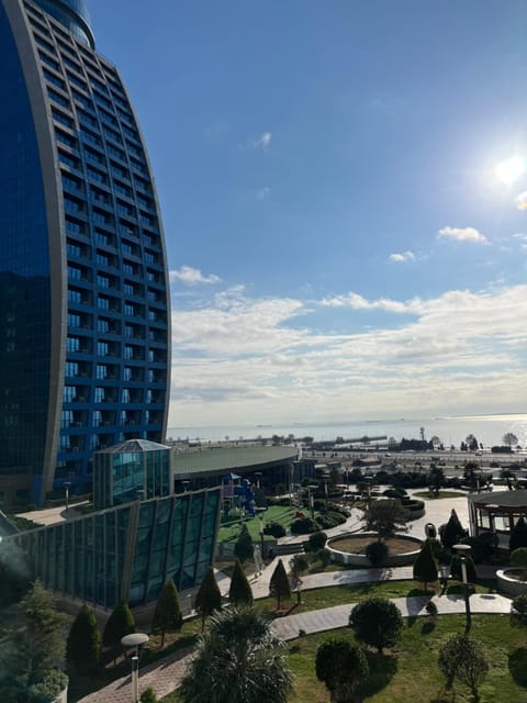 Property building, Day, Garden, Sea view