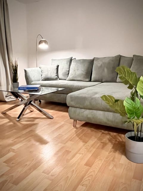 Living room, Decorative detail, Seating area