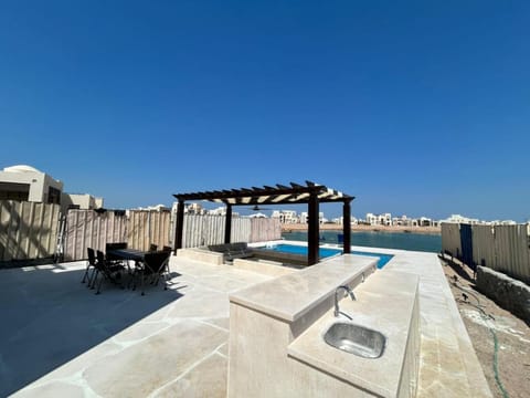 Modern Villa with Heated Pool and Lagoon View in Ancient Sands El Gouna Villa in Hurghada