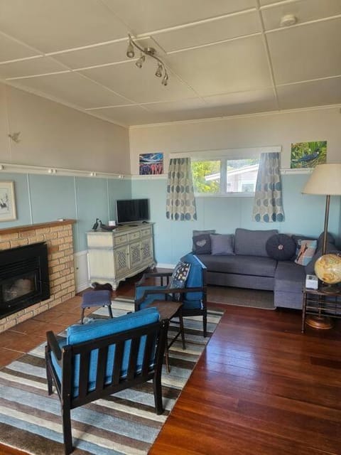 Blue Cottage, on the lake House in Rotorua