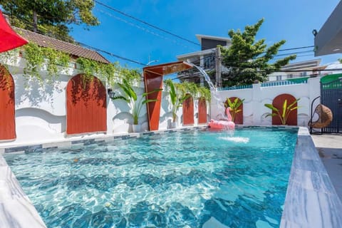 Patio, Day, Pool view, Swimming pool, sunbed